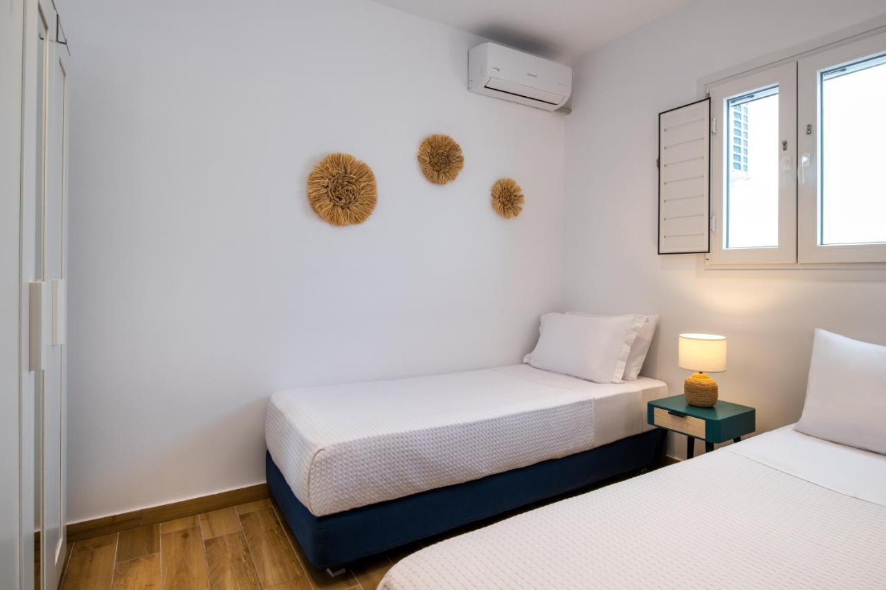 Peaceful Seafront Retreat In Santorini -Sonus Mare Beach Houses Vourvoúlos Eksteriør billede