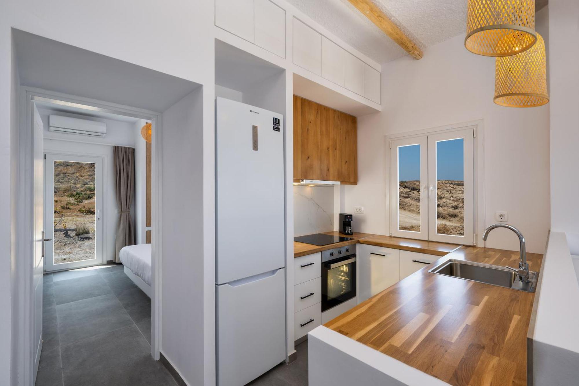 Peaceful Seafront Retreat In Santorini -Sonus Mare Beach Houses Vourvoúlos Eksteriør billede