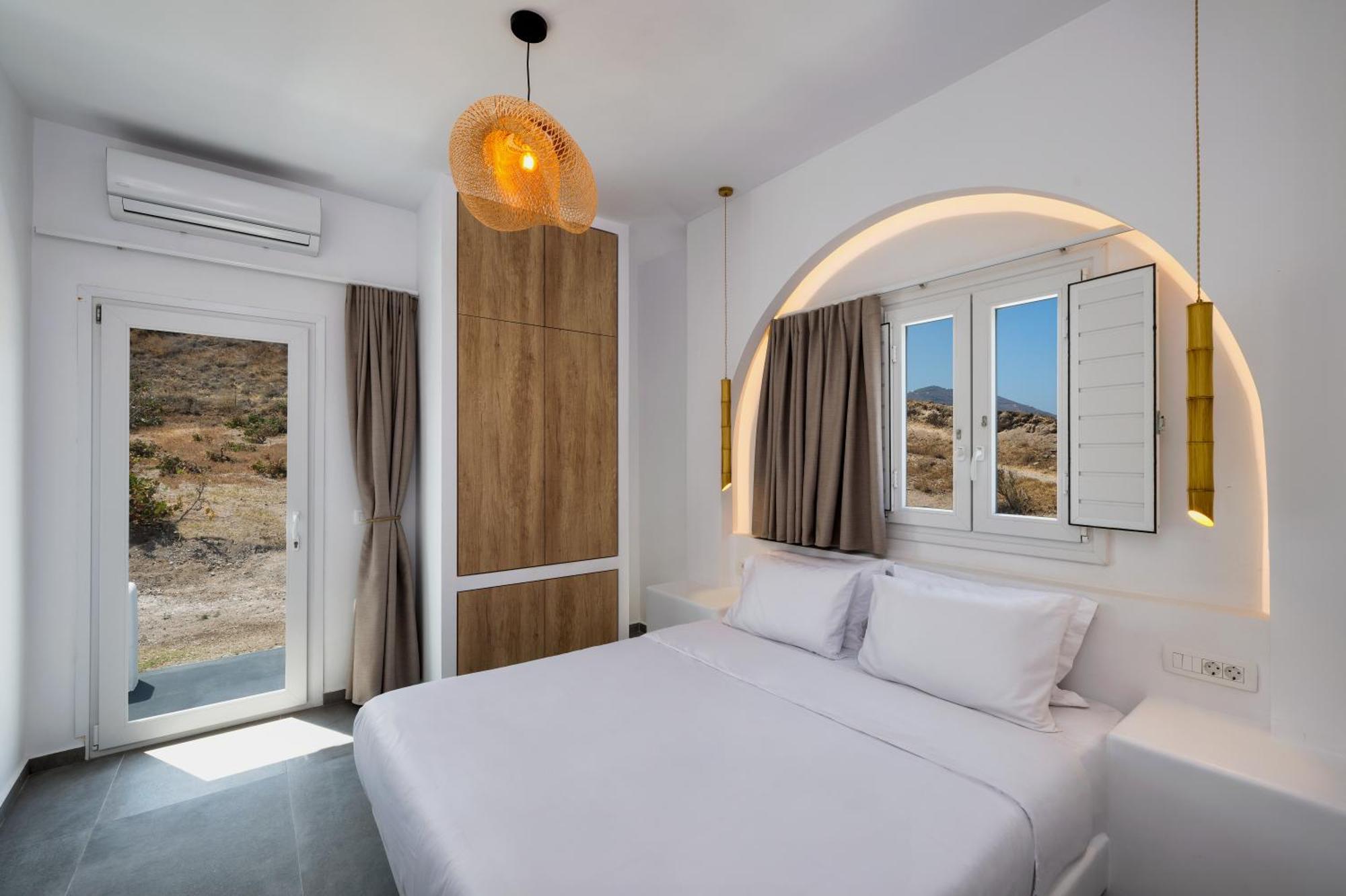 Peaceful Seafront Retreat In Santorini -Sonus Mare Beach Houses Vourvoúlos Eksteriør billede